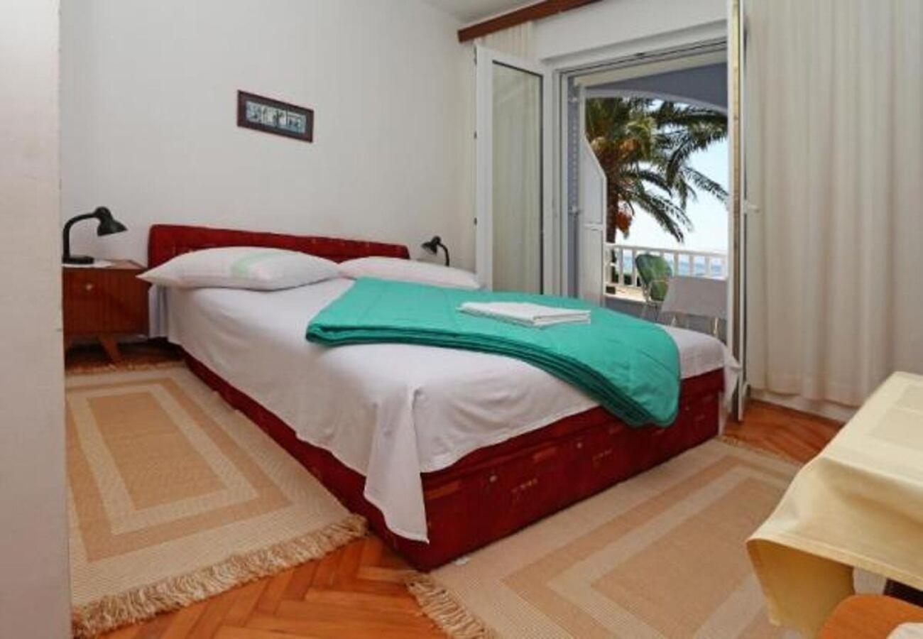 Apartments And Rooms Tomo 1 - At The Beach Zaostrog Eksteriør billede