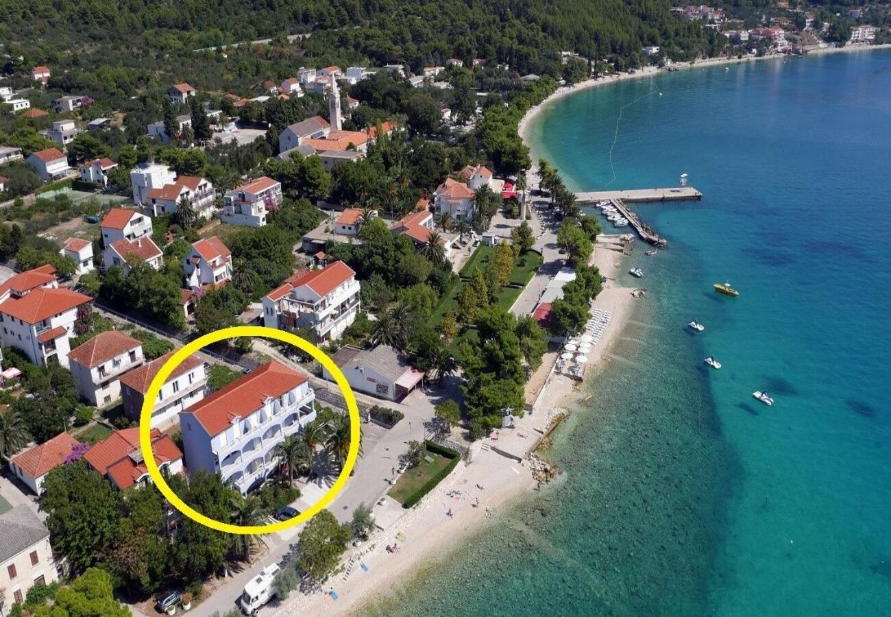Apartments And Rooms Tomo 1 - At The Beach Zaostrog Eksteriør billede